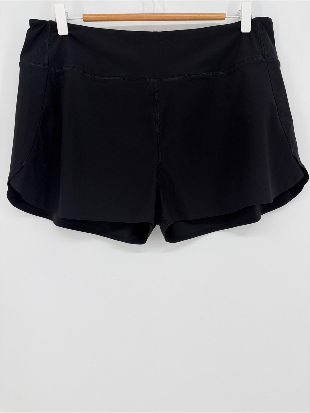 Greyson Women’s Black Athletic Running Shorts L Lined Performance